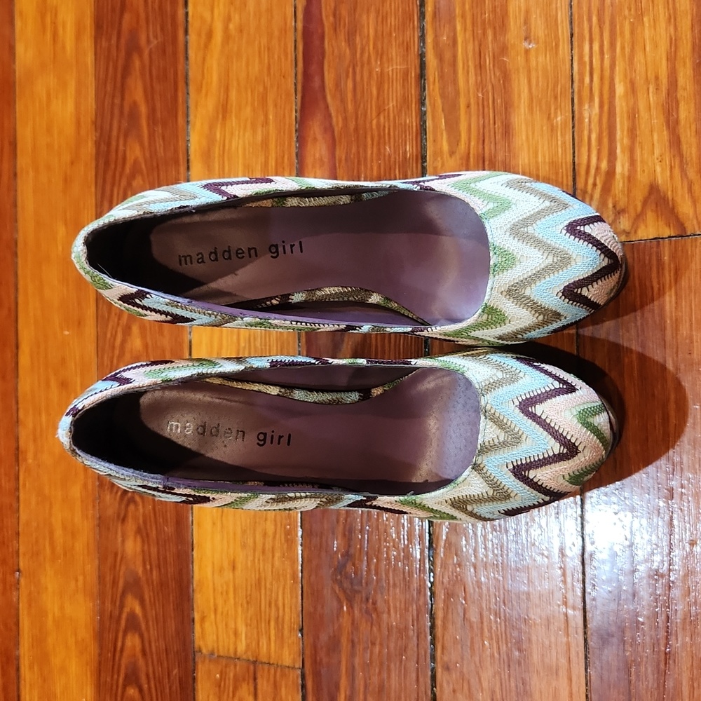 Madden girl crochet 5" platform heels size 7